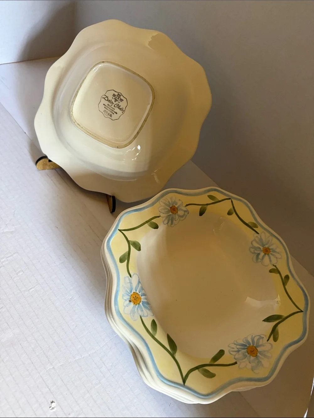 Block Daisy Soup/Cereal Bowls